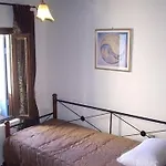 Honeymoon Apartment