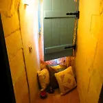 Honeymoon Apartment